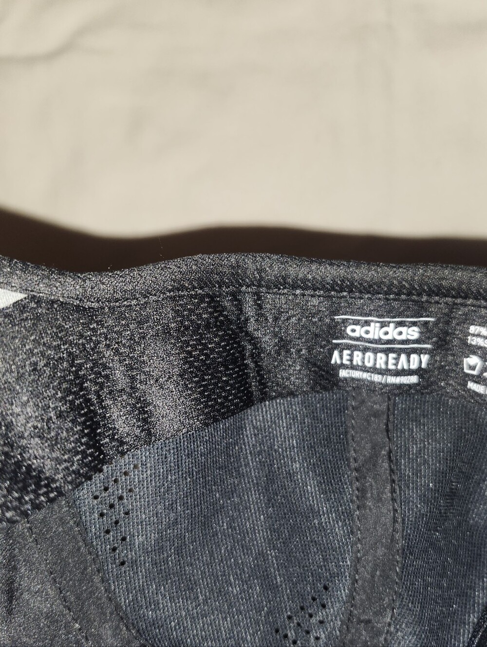 Adidas performance hat - Picture 8 of 10